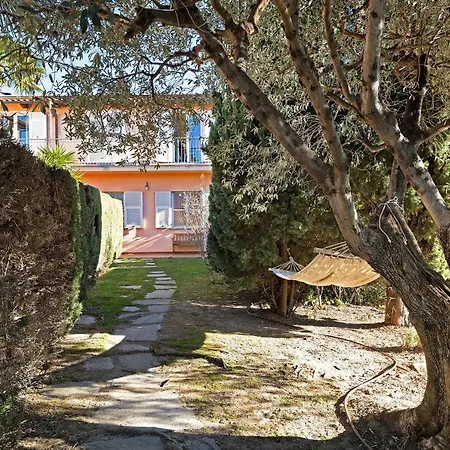 Apartamento Home Charlene Albenga